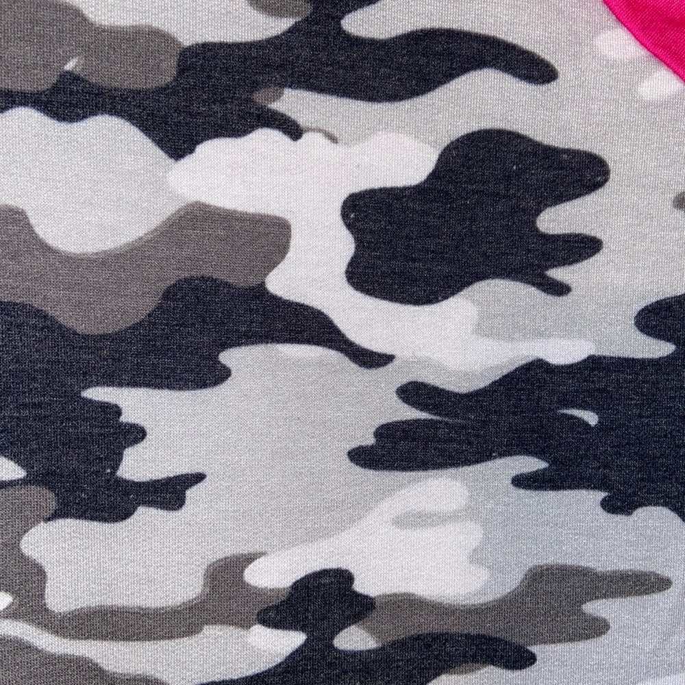 NWOT BIBI CAMO TANK - Picture 3 of 4